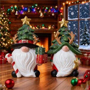 Christmas Decorations | Set of 2 Resin Charming christmas gnomes decorations